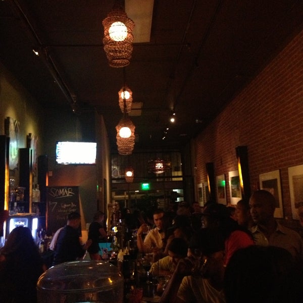 Foto tirada no(a) Somar Bar and Lounge por Annie C. em 6/15/2013