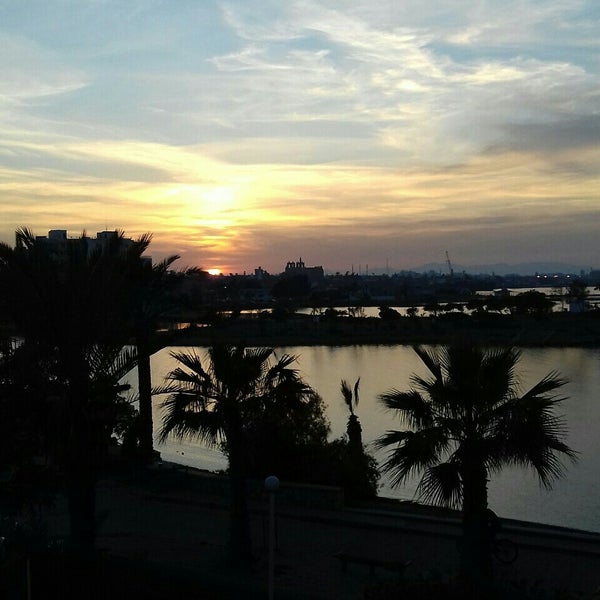 Corner House Pub 6 visitors