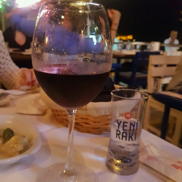 Photo taken at Mavi Balık&amp;Meze Restaurant by ♈ on 10/5/2020