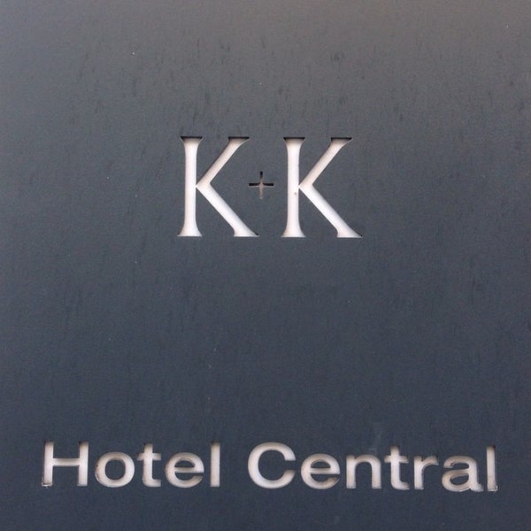 Foto scattata a K+K Hotel Central Prague da Jay J. il 11/1/2014