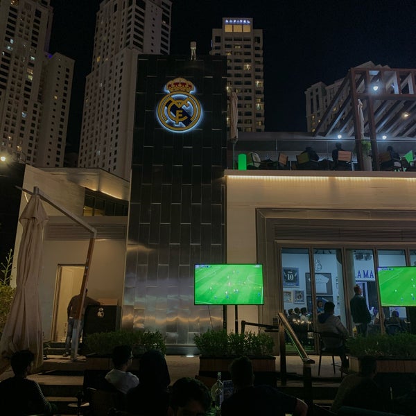 Foto scattata a Real Madrid Cafe da Mohammad il 1/7/2020