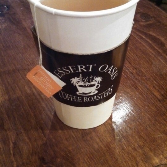 4/4/2013にJaclyn S.がDessert Oasis Coffee Roastersで撮った写真