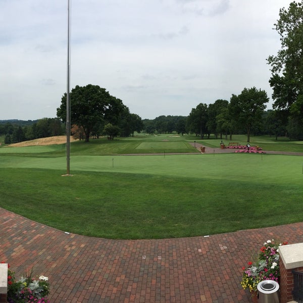 Brookside Country Club 198 ziyaretçi