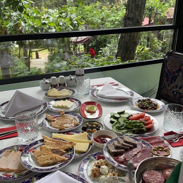 Photo taken at Ramazan Bingöl Et Lokantası by W .. on 6/3/2023