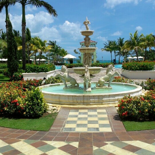 Sandals Whitehouse European Village & Spa - 24 tips