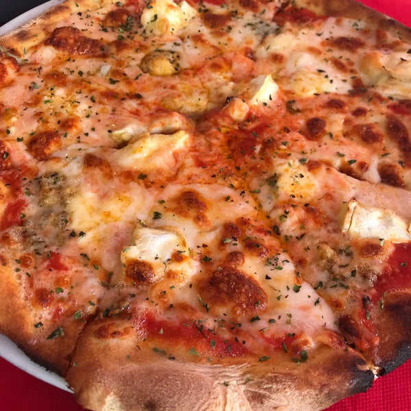 Pizza Pino Pizzería en La Malagueta