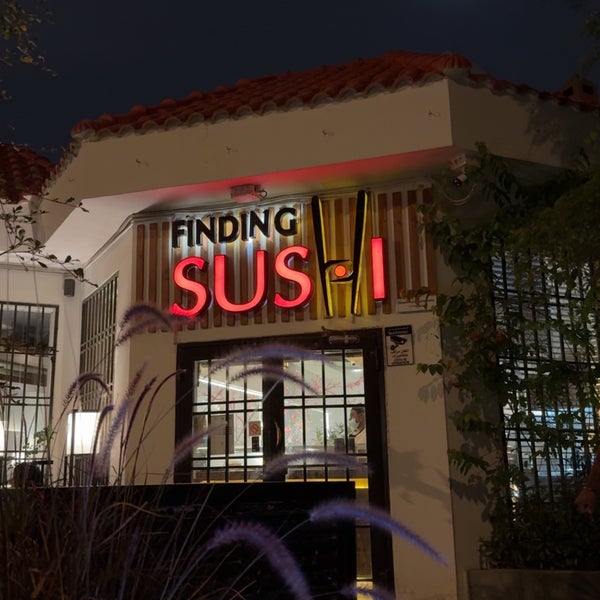 Снимок сделан в Finding Sushi пользователем M3jb H. 4/26/2024