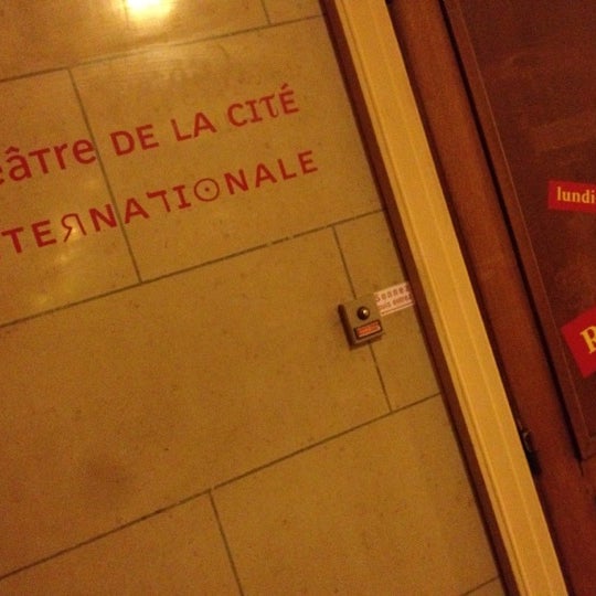 1/29/2013 tarihinde Paul W.ziyaretçi tarafından Théâtre de la Cité Internationale'de çekilen fotoğraf
