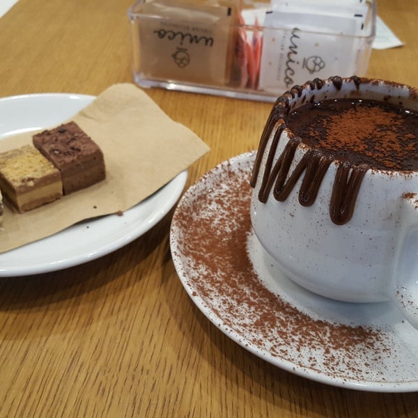 Unico Gelato Shop in Bromley