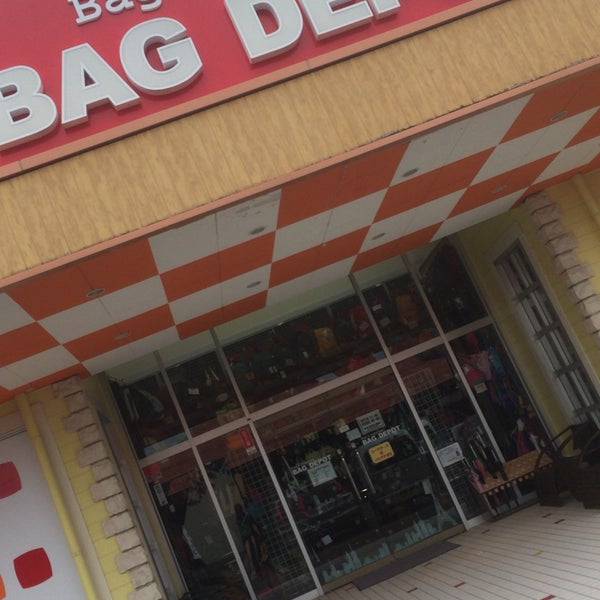 バッグデポ 新潟店 新潟市のカバン店