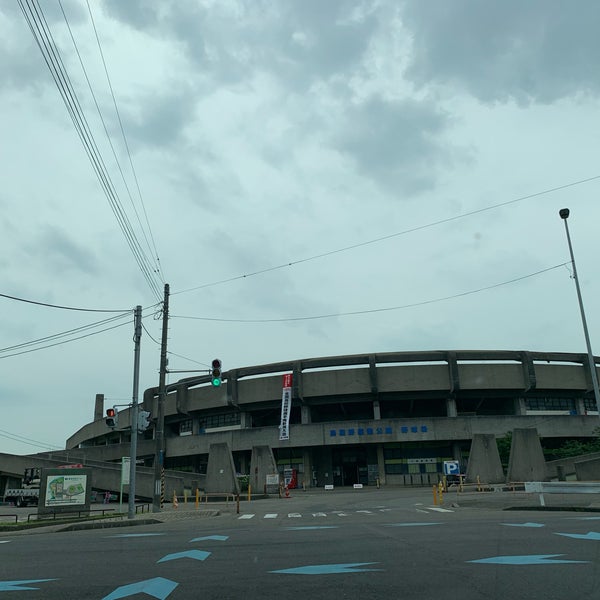 鳥屋野運動公園球技場 中央区女池南3 6 4