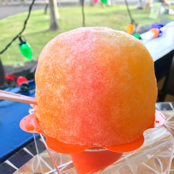 Photo taken at Scandinavian Shave Ice by Hannah S. on 12/15/2019