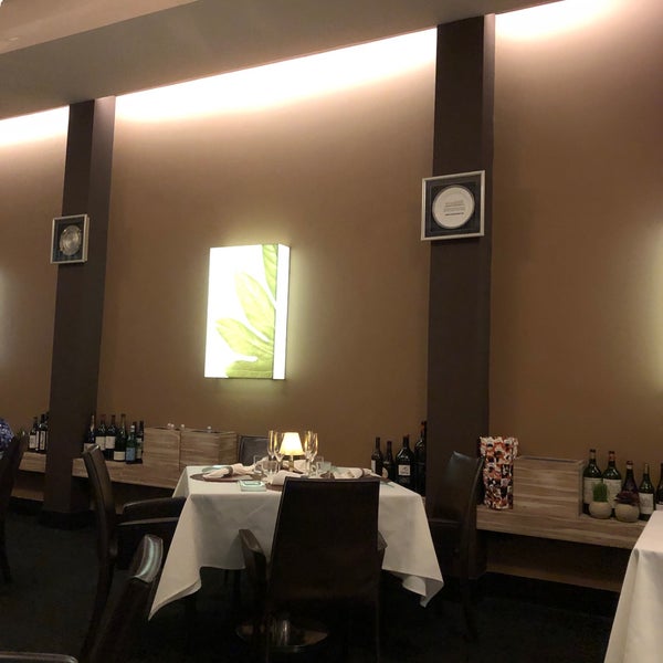Das Foto wurde bei Garibaldi Italian Restaurant &amp; Bar von Yvette L. am 4/22/2019 aufgenommen
