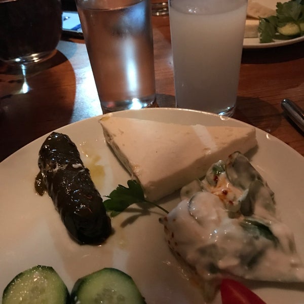 Foto scattata a Selimiye Park Restaurant da Buğra E. il 5/24/2017