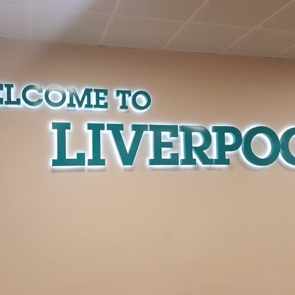 1/12/2019에 Michal V.님이 Liverpool John Lennon Airport (LPL)에서 찍은 사진