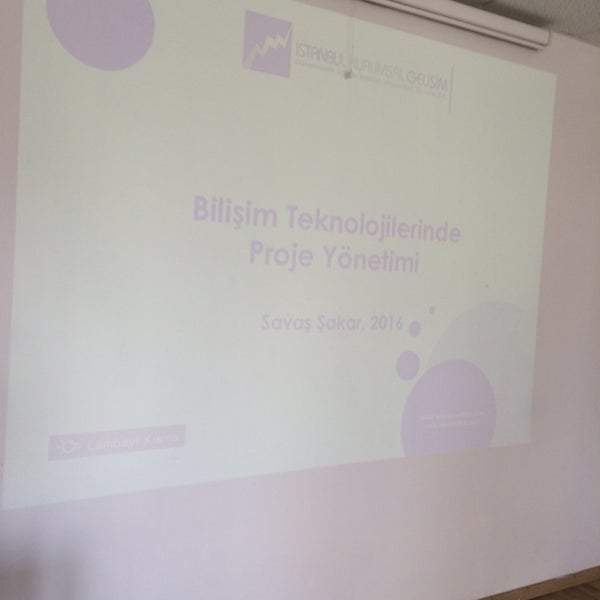 รูปภาพถ่ายที่ Turkuaz Toplantı Salonları โดย Semih Y. เมื่อ 3/23/2017