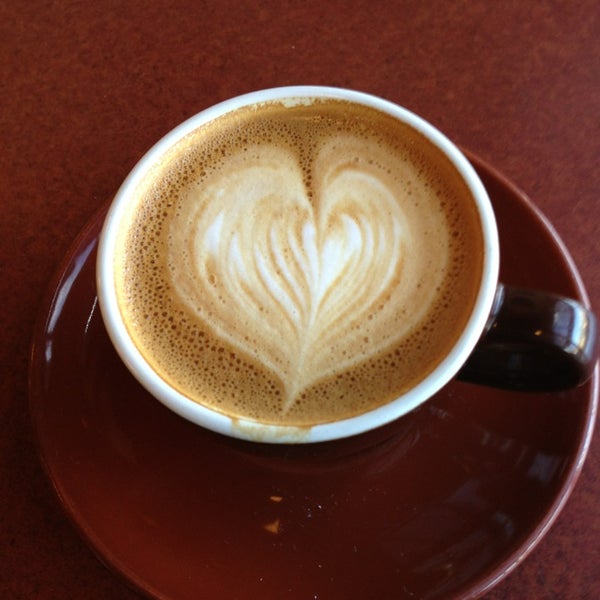 4/7/2013 tarihinde Jodie L.ziyaretçi tarafından Caffè Sole'de çekilen fotoğraf