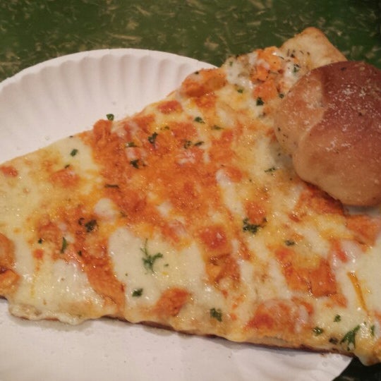 3/3/2015에 Kristen G.님이 Panino&#39;s Pizza &amp; Grill에서 찍은 사진