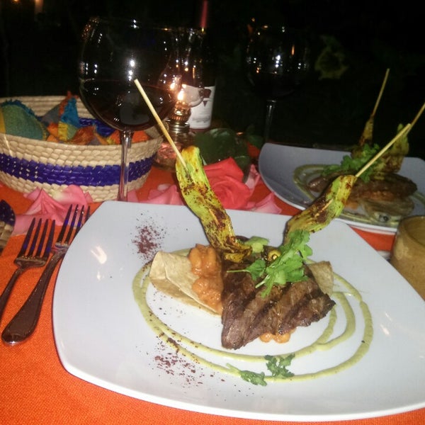 Снимок сделан в TlaquePasta Restaurant пользователем Edmundo G. 3/10/2014