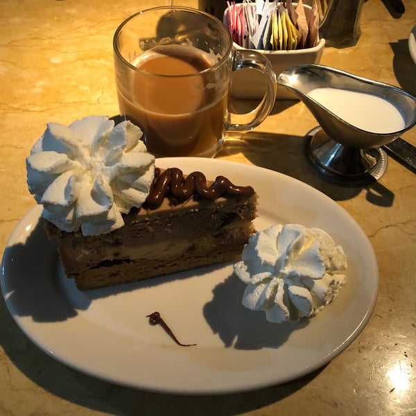 List 104+ Pictures The Cheesecake Factory Newport Beach Photos Excellent