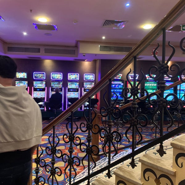 Photo taken at Merit Lefkoşa Hotel &amp; Casino by 👑 İlkan 👑 on 12/4/2022