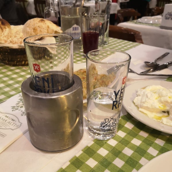 Foto diambil di Asma Altı Ocakbaşı Restaurant oleh 🤹‍♂️erdem pada 1/4/2020