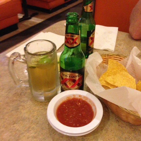 Das Foto wurde bei Los Arcos Mexican Restaurant von Timothy H. am 4/13/2013 aufgenommen