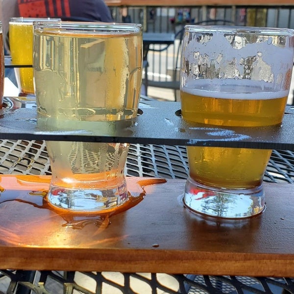 Photo taken at Lexington Brewing Company &amp; Wine House by Ble A. on 7/12/2019