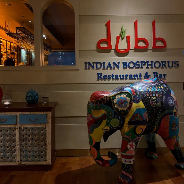 Foto tirada no(a) Dubb Indian Bosphorus Restaurant por Rawabi em 11/17/2022