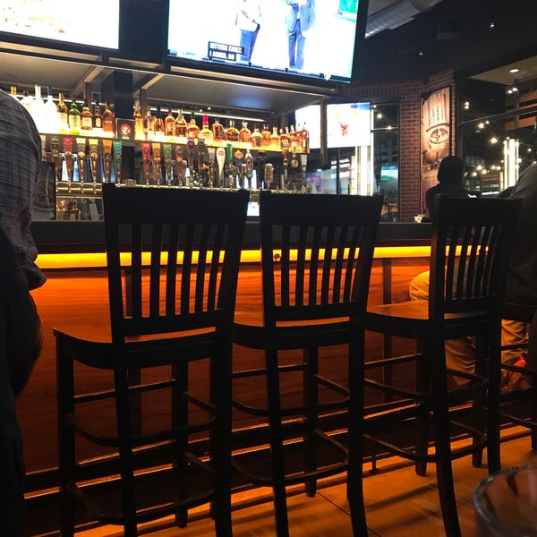 Photo taken at BJ&#39;s Restaurant &amp; Brewhouse by Vamsee Krishna T. on 3/7/2019