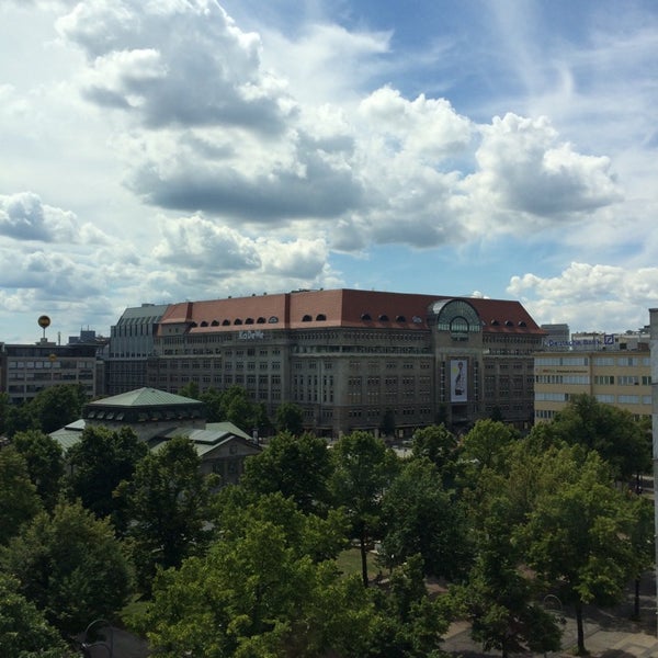 Foto diambil di Ibis Berlin Kurfürstendamm oleh Rinat S. pada 7/6/2014