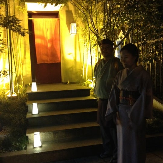 11/15/2012 tarihinde Dream X.ziyaretçi tarafından 割烹 遊'de çekilen fotoğraf