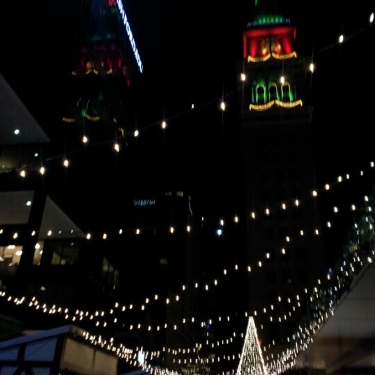 Foto scattata a Denver Christkindl Market da Tina T. il 12/17/2012