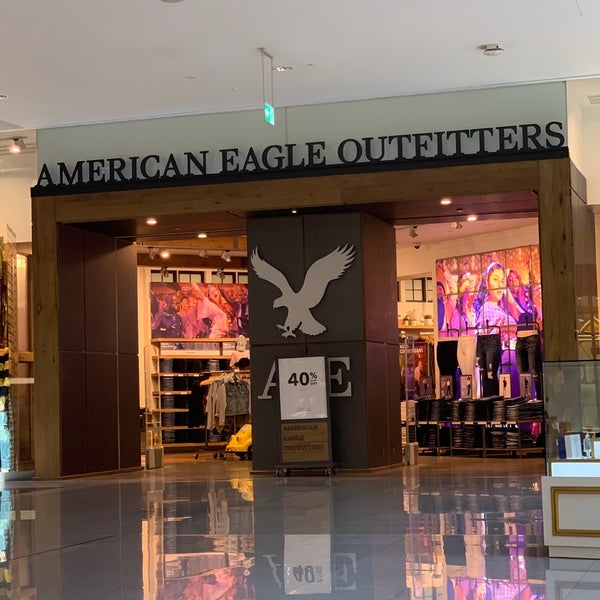 Photo taken at American Eagle Outfitters by Yazeed on 8/26/2019