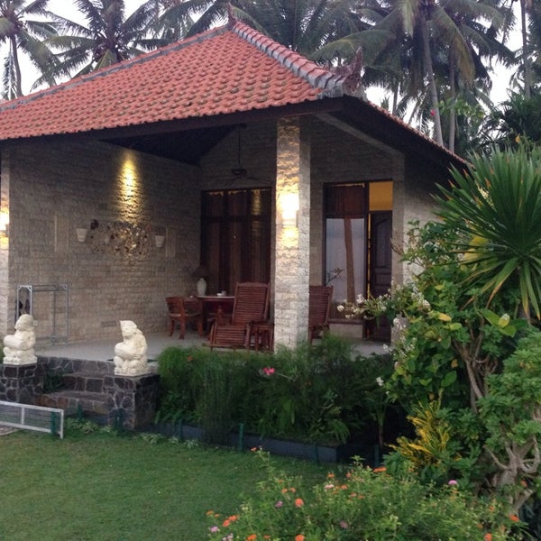 Sea breeze villas. Sea breeze villa. Sea breeze white villas. Sea breeze white villas. Вилла у моря.