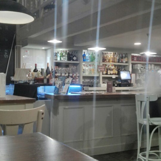 7/28/2014에 Renato S.님이 Génova - Tapas Restaurante에서 찍은 사진