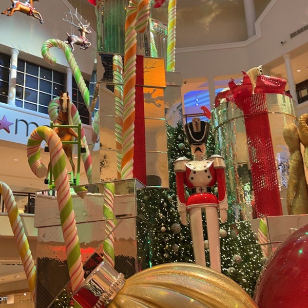 Foto scattata a Aventura Mall da Faisal ⭐️ il 12/22/2022
