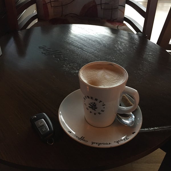 Photo taken at Robert&#39;s Coffee by Rıdvan Can T. on 11/2/2019