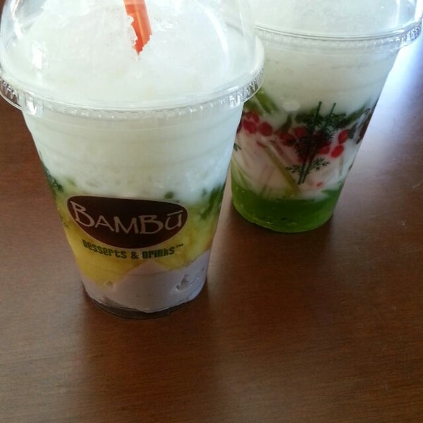 Foto tirada no(a) Bambu Desserts &amp; Drinks por Michelle K. em 8/13/2013
