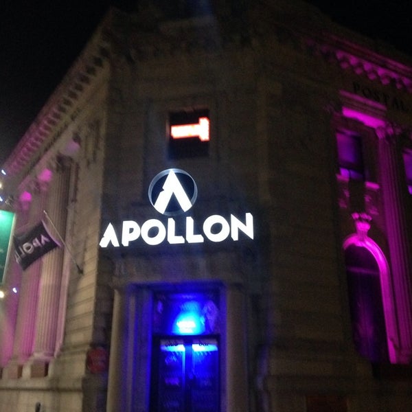 Foto tirada no(a) Apollon por Hum R. em 3/22/2014