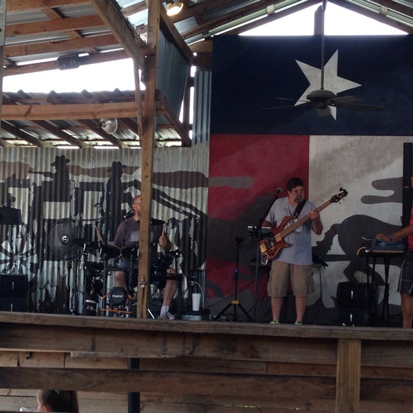 Photo taken at Tin Roof BBQ by Michele-Shelly F. on 6/1/2014