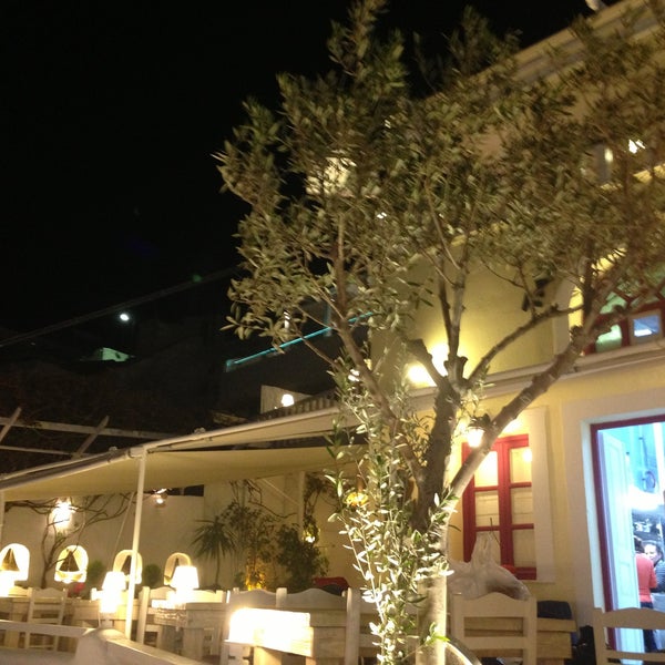 รูปภาพถ่ายที่ Argo Restaurant โดย Konstantinos C. เมื่อ 4/14/2013