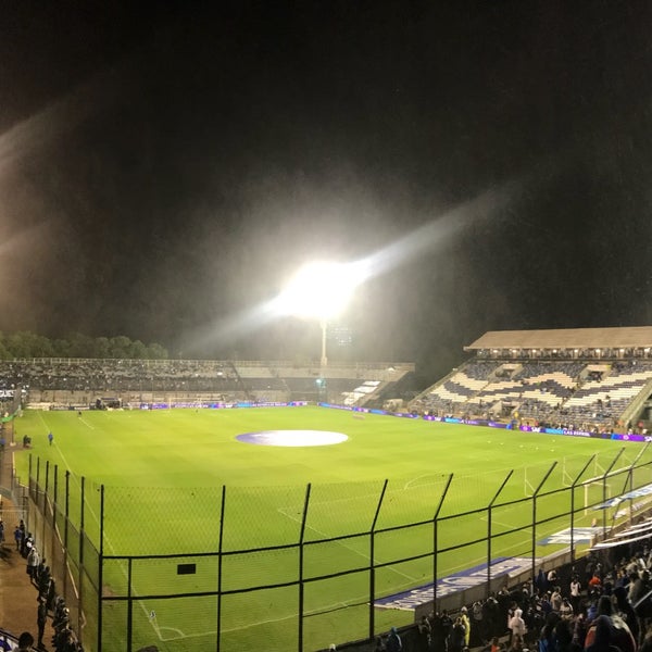 Снимок сделан в Estadio Juan Carmelo Zerillo (Club de Gimnasia y Esgrima de La Plata) пользователем Chivy ✨. 12/4/2017