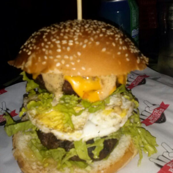 10/16/2013にVick M.がRock and Burgersで撮った写真
