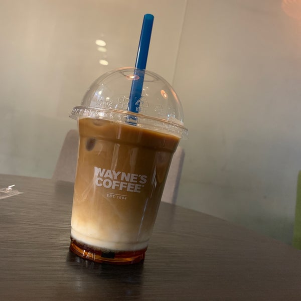 4/26/2019にعがWayne&#39;s Coffeeで撮った写真