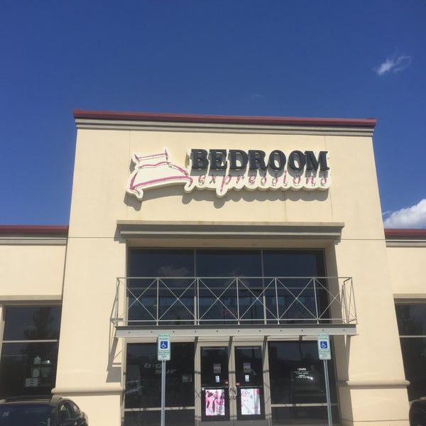 Photos At Furniture Row 3 Tips