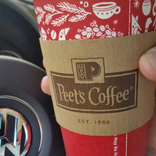 Photo taken at Peet&#39;s Coffee &amp; Tea by Jimmy J. on 12/15/2015