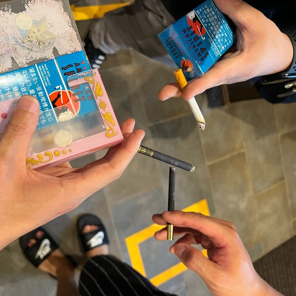 Photos At 東京ディズニーランド 喫煙所 浦安市 1 Tip From 73 Visitors