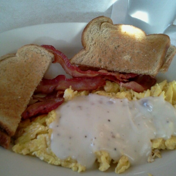 Brownie's Bean Blossom Family Restaurant (Now Closed) American Restaurant