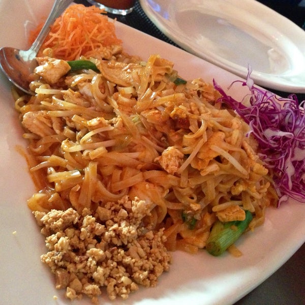 Bua Thai Cuisine Thai Restaurant in Claremont